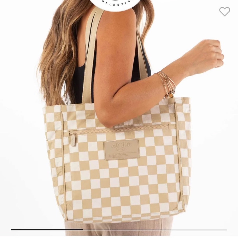 Aloha collection bag